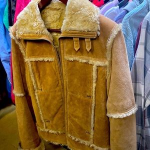 Size small Wilson Leather Maxima